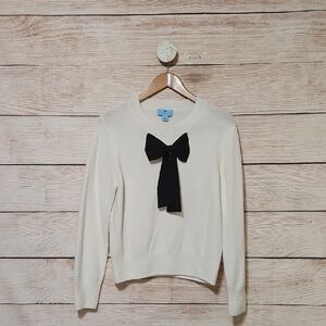 CeCe White Sweater with Black Bow Accent Medium